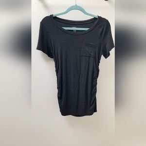 Market and Spruce maternity tee